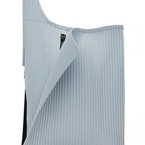 NWT Pleats Please by Issey Miyake Petal Shoulder Bag